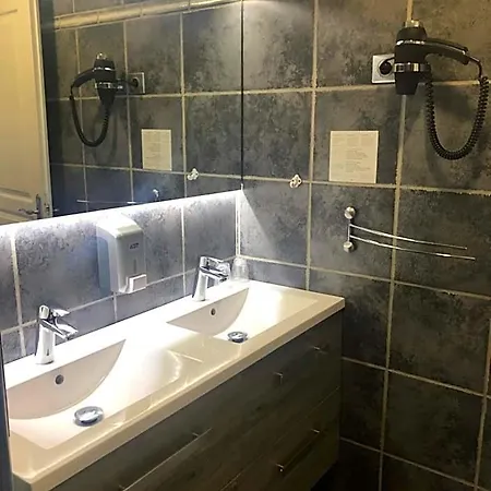 Hotel Le Lys D'or Vauvert